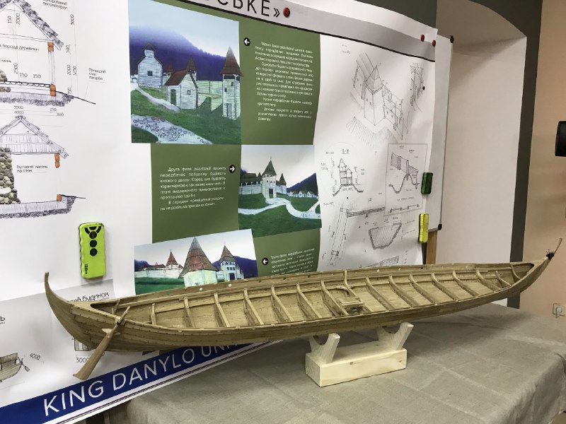 Модель човна, який будуватимуть в рамках проекту "Середньовічна корабельня" © Фото Роксолани Бабій