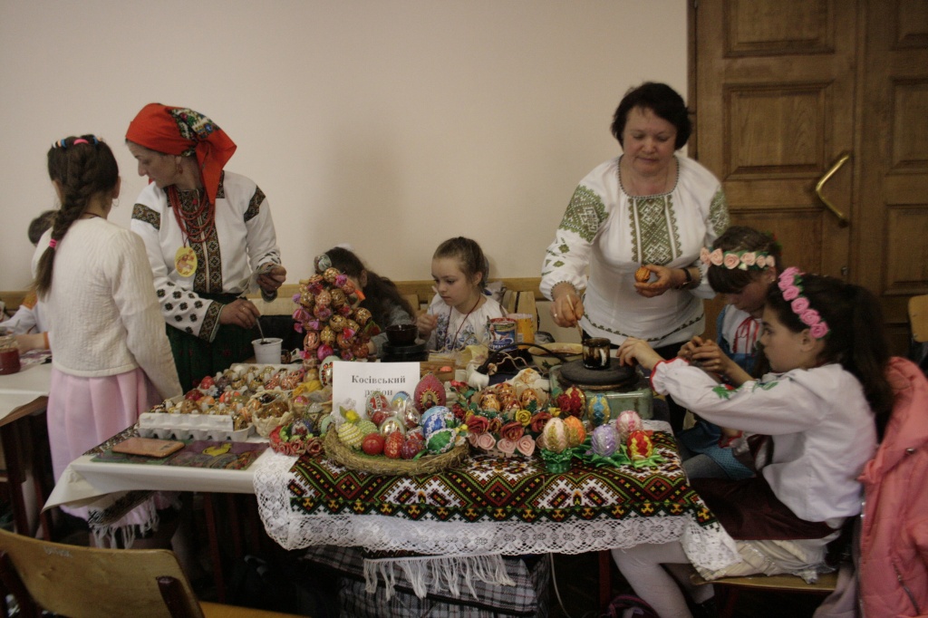 У фестивалі «Писанка» у Коломиї взяли участь 1800 учасників