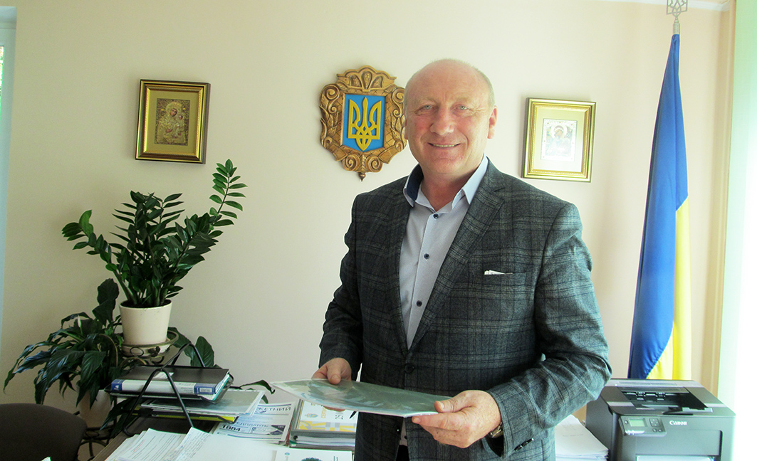 Голова Бурштинської міської ради територіальної громади Василь Андрієшин.