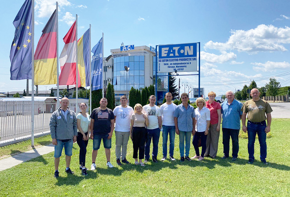 Делегація ІФНТУНГ під час робочої поїздки в Румунію (відвідини підприємства EATON).