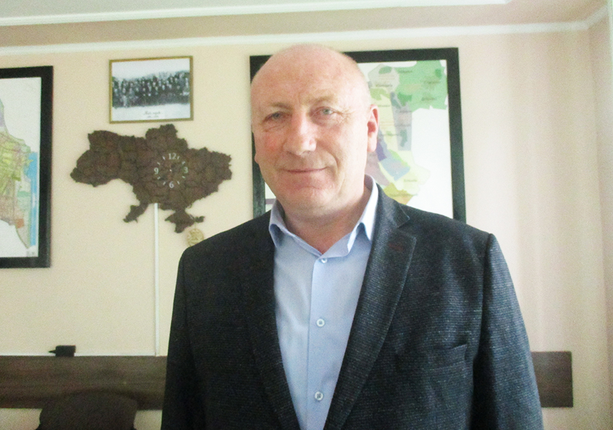 Голова Бурштинської міської ради територіальної громади Василь Андрієшин.