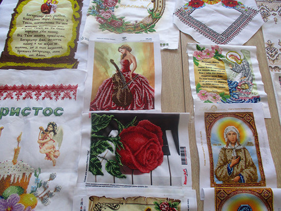 Взірці вишитих робіт