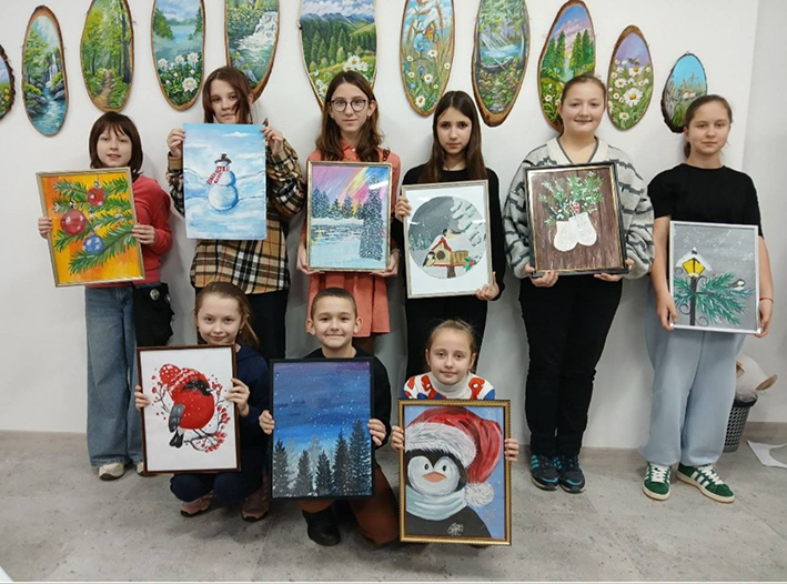  Юні художники з «Творчої майстерні»