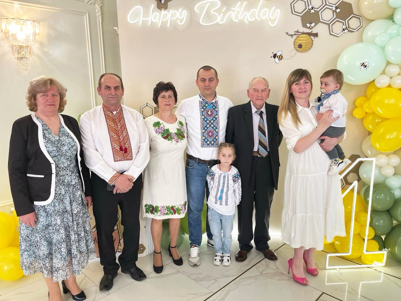 У колі родини.