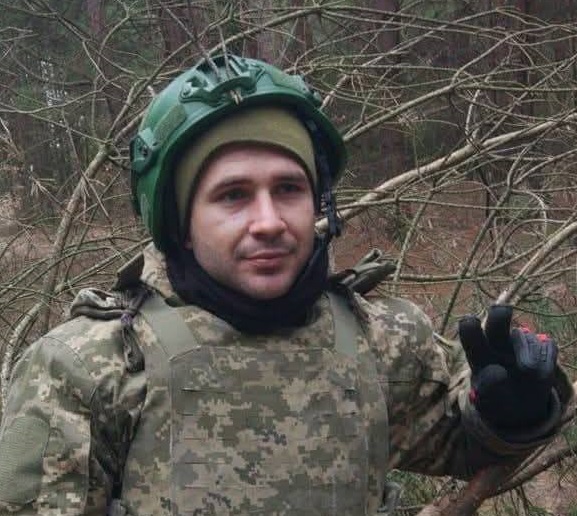 Володимир Гнатюк