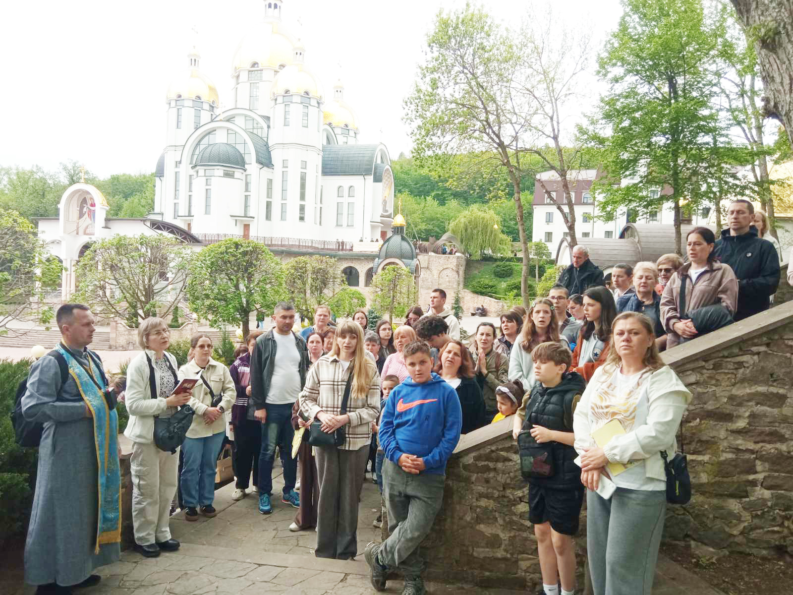 Під час Хресної Дороги. 
